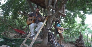 Teneke Trampet’ten “Yaşamımın Kenarları”