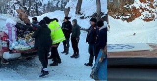 Yolu kaybeden ekiplerin önüne çıkan köpek yolu göstererek yardım bekleyen köye ulaştırdı