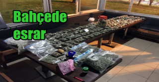 Evini uyuşturucu imalathanesine çevirmiş