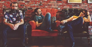 NARDA AFRİKA’dan yeni yıl ruhuna ritim katan şarkı:  SENİNDİR GÖZLERİM