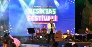 Beşiktaş Festivali'ne hız kesmeden devam! Hüseyin Turan dinleyicilerle buluştu