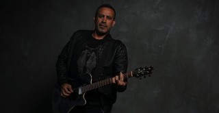 Haluk Levent'in Vasiyet albümünü bu akşam Radyo Beşiktaş'ta dinleyeceğiz!