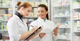 Eczacılar ilaç bulmakta güçlük çekiyor