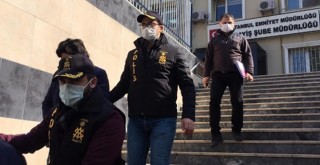 Sahte polisler suç üstü yakalandı