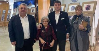 93 yaşında Etiler Huzurevi'nde resim sergisi açtı
