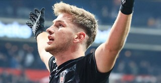 Beşiktaş'ın genç yıldızı Semih Kılıçsoy Avrupa kulüplerinin gündeminde