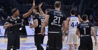 Potanın Kartalları galibiyete uçtu