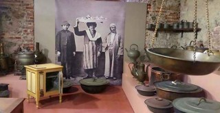 Osmanlı Saray Mutfağı'nın araç ve gereçleri ziyaretçileriyle buluşuyor