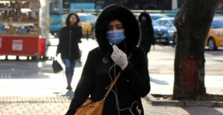 Meydanlar ve sokaklar bomboş