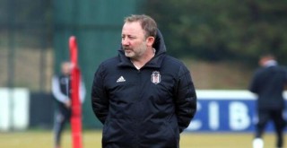 Sergen Yalçın takımı motive etti