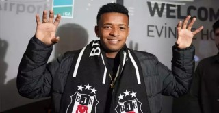 Beşiktaş'ın yeni transferi Kenny Arroyo, İstanbul'da