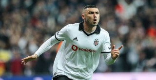 Burak Yılmaz'dan beklentiler büyük