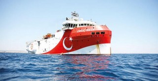 Oruç Reis hareket etti! Yunanistan tehdit etti