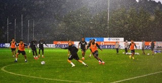 Hazırlıklar sürüyor