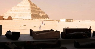 2500 yıllık yüzlerce mumya lahiti sergilendi