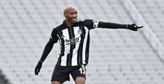 Atiba oynadıkları futbolu değerlendirdi