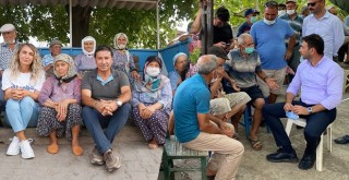 Yangından etkilenen vatandaşlarla bir araya geldiler