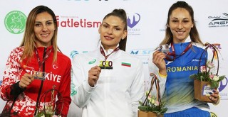 Siyah-beyazlı sporcu Tuğba Aydın bronz madalya kazandı