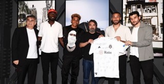 Beşiktaşlı yönetmen Zeki Demirkubuz’un Hayat sergisi Müze Gazhane'de! Kara Kartal'dan özel ziyaret!