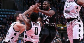 Virtus Bologna: 70 - Beşiktaş Sompo Japan:71
