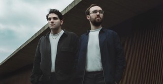 The Away Days ‘Designed’ ile geri döndü