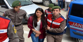 Kendisini kandıran sevgilisini pompalı tüfekle öldürdü