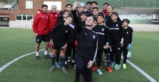 Karius, genç kalecilerle buluştu