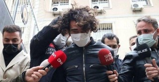 Beşiktaş’ta turistleri bıçaklayan kağıt toplayıcısına 45 yıla kadar hapis istemi