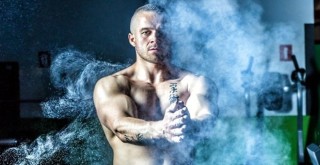 Hayalinizdeki göğüs kasını evde yapabilirsiniz