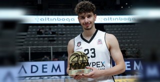 Beşiktaşlı basketbolcu Alperen Şengün sezonun en değerli oyuncusu seçildi