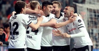 Açılın şampiyon geliyor