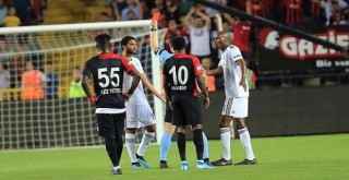 Elneny Takımdan Ayrılıyor mu?