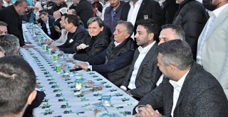 Başkanlarla taraftar iftar yaptı!
