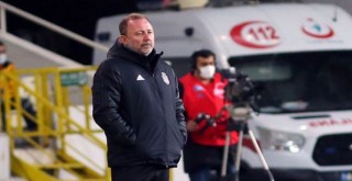 Sergen Yalçın: Çok sık maç oynuyoruz ve yoruluyoruz