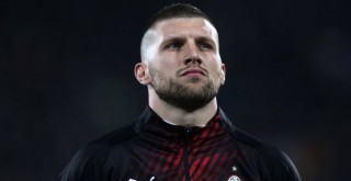 Beşiktaş Ante Rebic transferi için harekete geçti! Domagoj Vida'dan destek