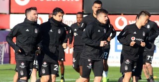 Önce kutlama, sonra antrenman