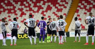 Spor yazarlarından Beşiktaş yorumları