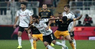 Spor yazarları Beşiktaş'ı eleştirdi