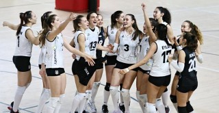 Beşiktaş Kadın Voleybol Takımı galip geldi