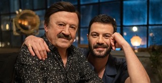 Baba ve oğul aynı şarkıda! Lider Şahin ve Selami Şahin'den Rezil Rüsva