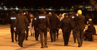 Beşiktaş Emniyeti'nden çiçekçi, seyyar satıcı, dilencilere yönelik denetim