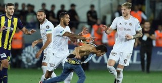 Beşiktaşlı futbolculara tekme atan saldırgana hapis cezası!