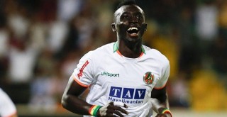 Flaş gelişme! Beşiktaş Cisse'yi İstanbul'a çağırdı