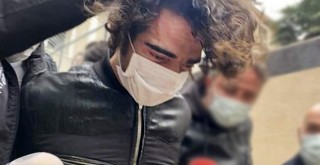 Turistleri bıçaklayan kağıt toplayıcısı için 45 yıla kadar hapis