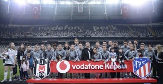 Kartaliçeler, Atlético de Madrid İle karşılaştı