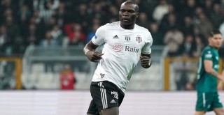 Aboubakar'a Los Angeles Galaxy ve Chicago Fire Talip