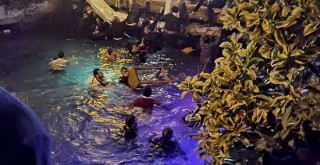 Beşiktaş Bebek Arnavutköy Caddesi'ndeki restoranın iskelesi çöktü yaralılar var