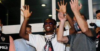 Michy Batshuayi, İstanbul'da!