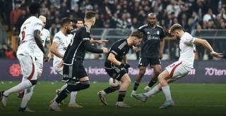 Beşiktaş'ta derbi sorunu!