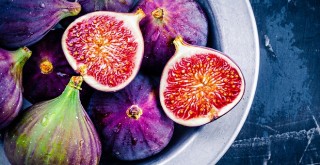 Uzmanlardan öneri! İncir yedikten sonra bir bardak su için